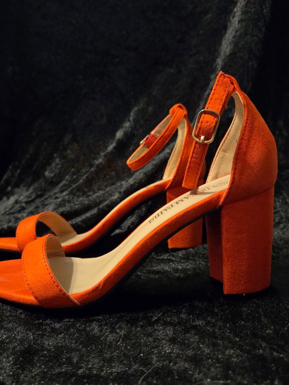 Dream Pairs Orange Suede-Look Block Heel Ankle Strap Sandals Size 6